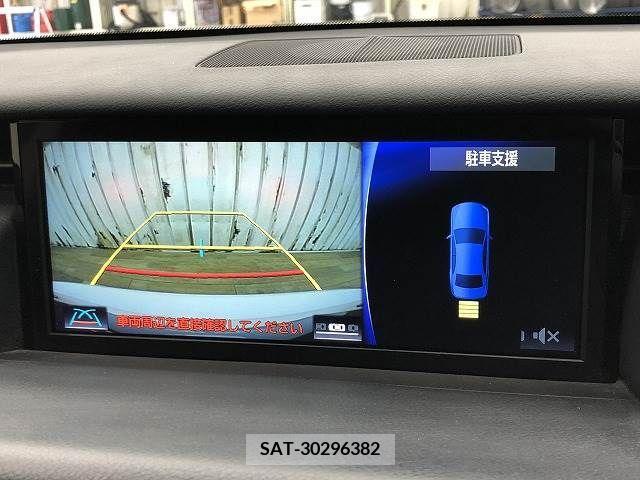 Lexus IS 2017-04 237878-3