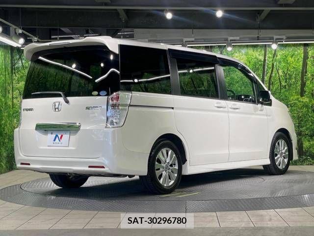 Honda e 2010-04 394306-18