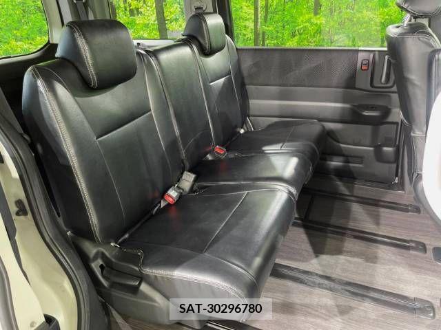 Honda e 2010-04 394306-9