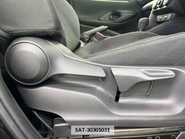 Toyota YARIS 2021-07 371427-8