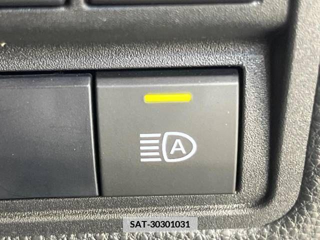 Toyota YARIS 2021-07 371427-6