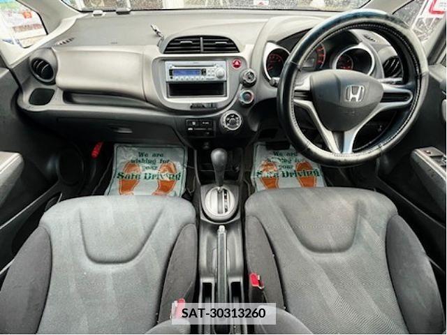 Honda FIT 2009-10 360157-1
