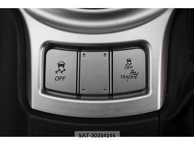 Toyota 86 2016-09 321174-6