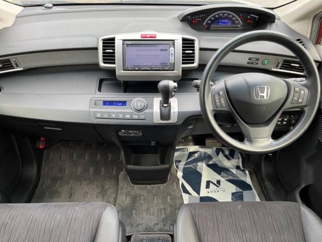 Honda FREED 2015-06 7681-1