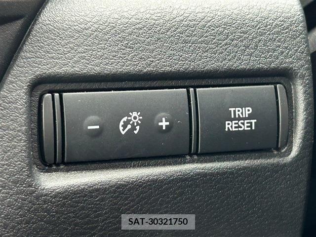 Nissan NOTE 2022-05 212983-18