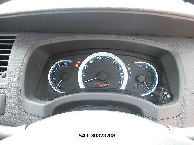 Toyota ISIS 2009-11 245261-7
