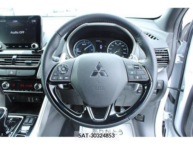 Mitsubishi ECLIPSE CROSS 2022-07 303892-15
