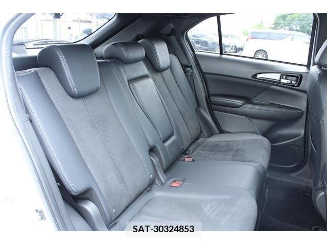 Mitsubishi ECLIPSE CROSS 2022-07 303892-14