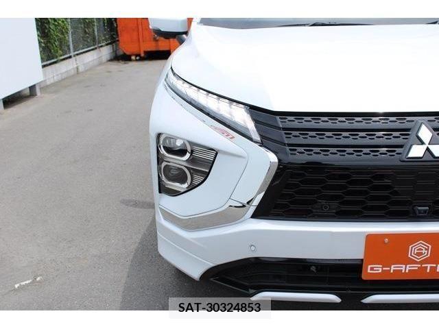 Mitsubishi ECLIPSE CROSS 2022-07 303892-11