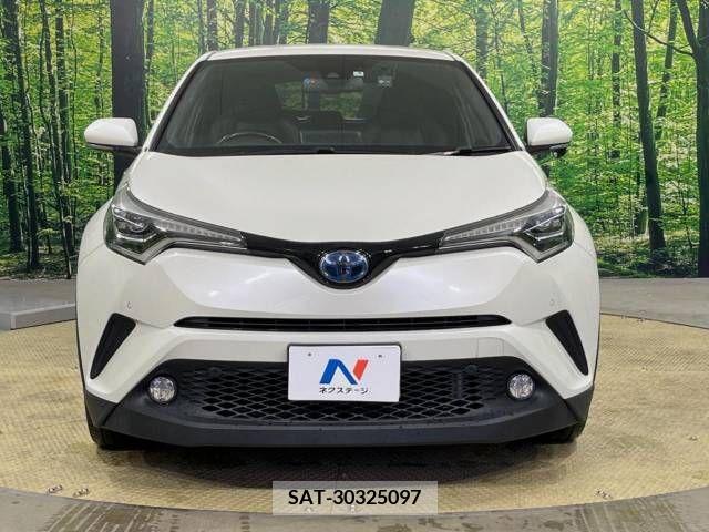 Toyota C-HR 2017-05 294939-15