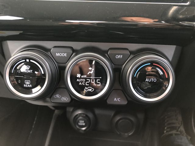 Suzuki SWIFT 2017-03 186875-6