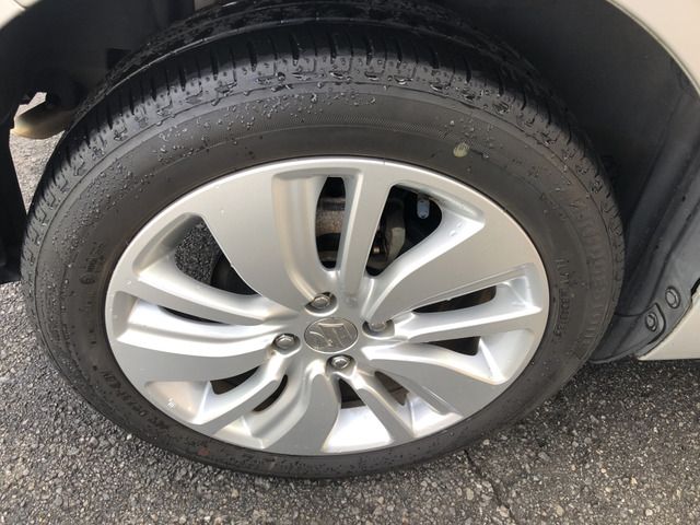 Suzuki SWIFT 2017-03 186875-11