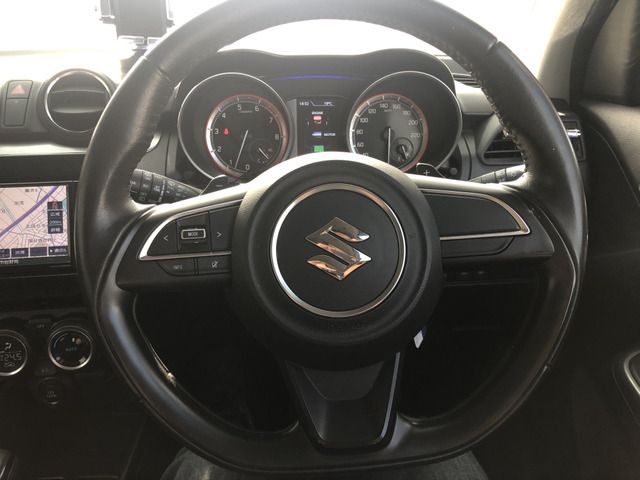 Suzuki SWIFT 2017-03 186875-8