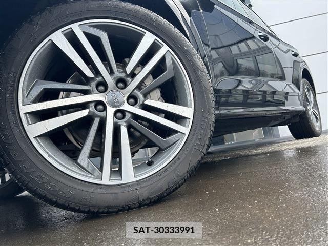 Audi Q5 2019-10 317972-1