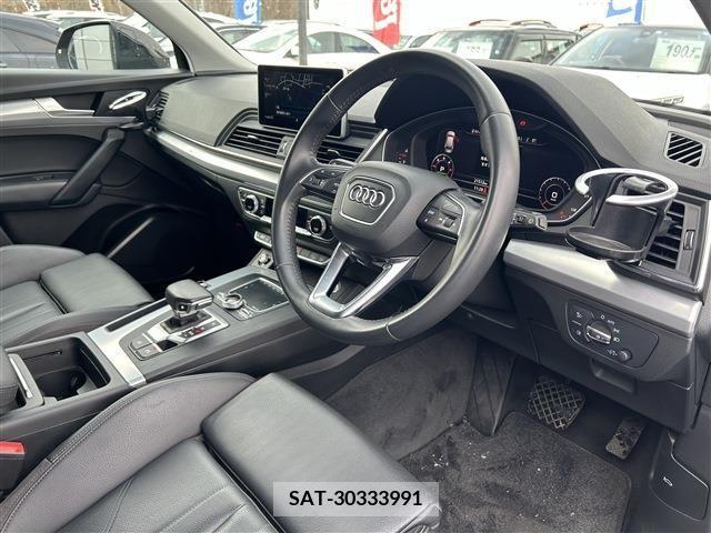 Audi Q5 2019-10 317972-18