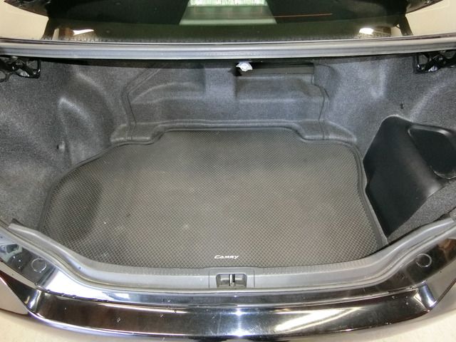 Toyota CAMRY HYBRID 2012-01 10548-9