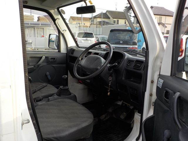 Suzuki CARRY TRUCK 2007-08 18438-12