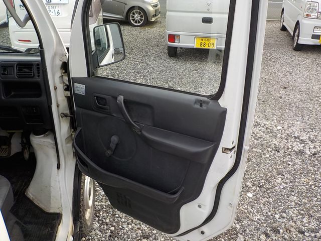 Suzuki CARRY TRUCK 2007-08 18438-19