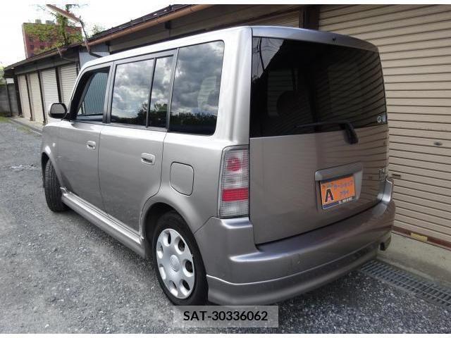 Toyota BB 2004-06 200890-12