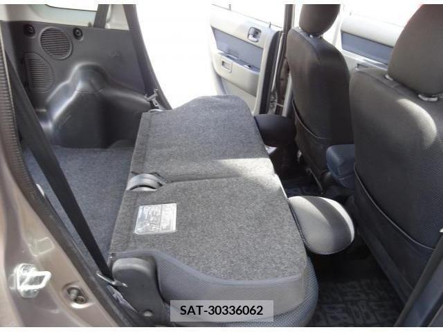 Toyota BB 2004-06 200890-8