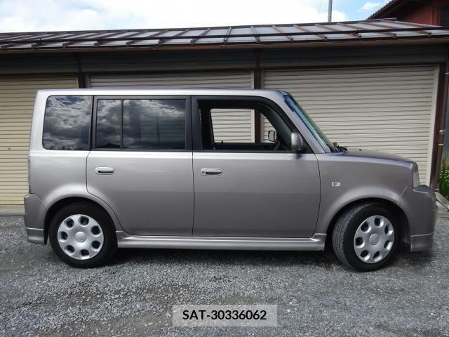 Toyota BB 2004-06 200890-18