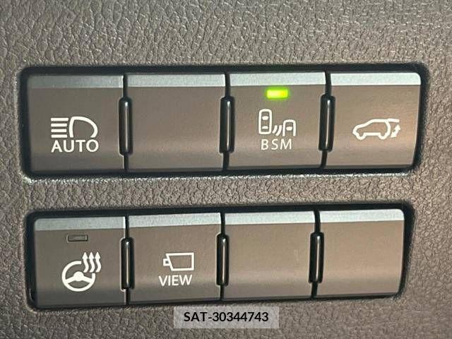 Lexus NX 2018-06 213005-6