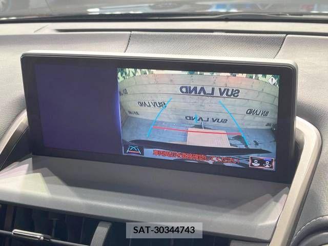 Lexus NX 2018-06 213005-3