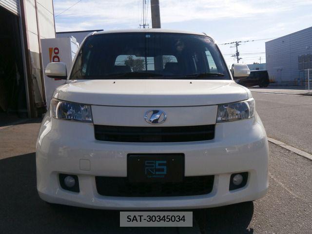 Toyota BB 2010-01 205181-1