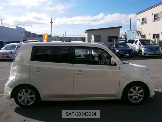 Toyota BB 2010-01 205181-3