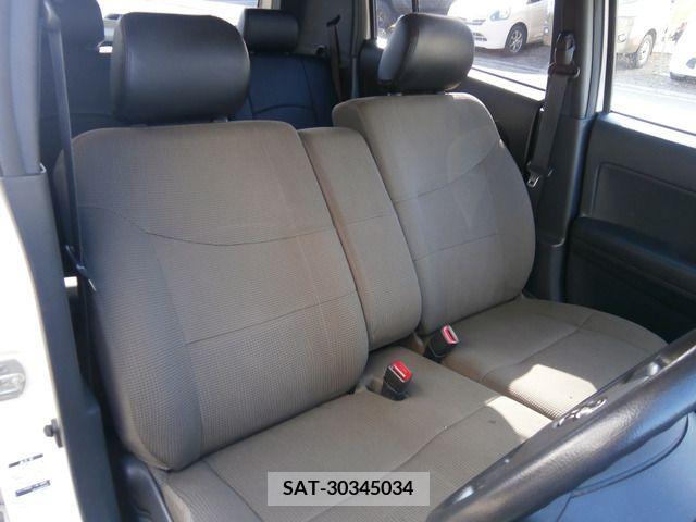 Toyota BB 2010-01 205181-19