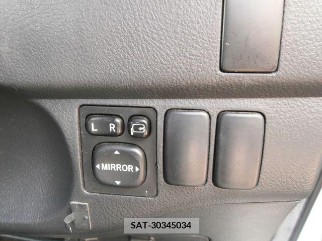 Toyota BB 2010-01 205181-10