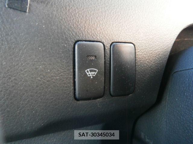 Toyota BB 2010-01 205181-11