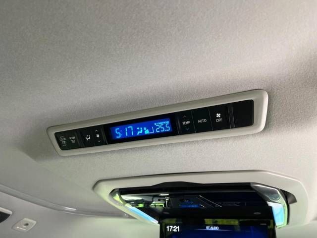 Toyota VELLFIRE 2017-02 13747-7