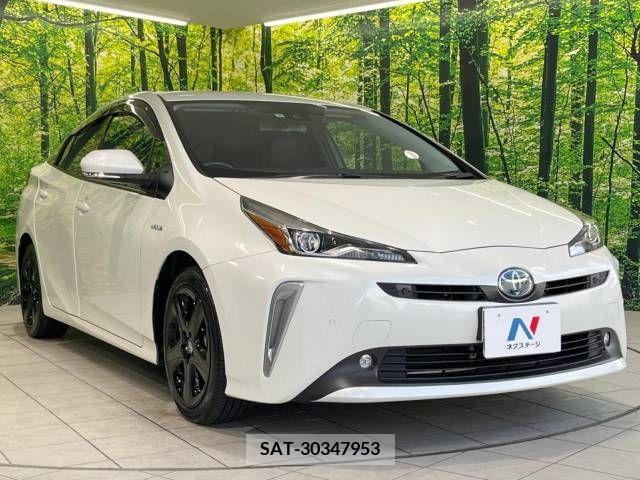 Toyota PRIUS 2019-09 239833-16