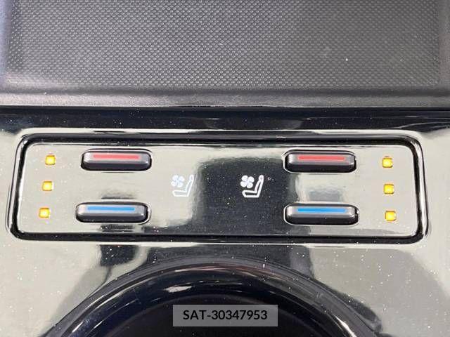 Toyota PRIUS 2019-09 239833-5