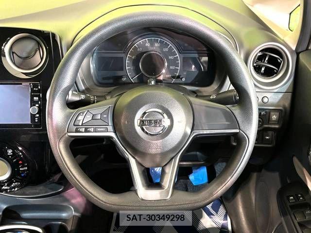Nissan NOTE 2018-04 341831-11