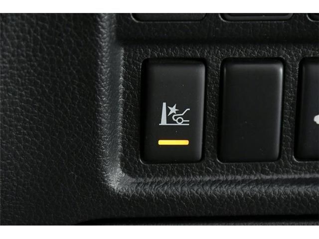 Nissan ELGRAND 2017-05 9429-15