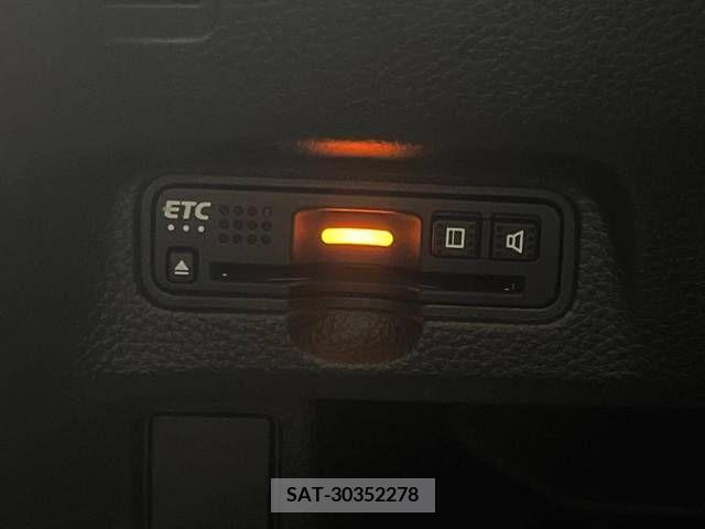 Honda N BOX CUSTOM 2019-06 278886-9