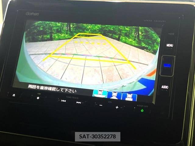 Honda N BOX CUSTOM 2019-06 278886-3