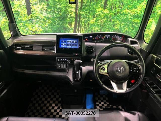 Honda N BOX CUSTOM 2019-06 278886-1