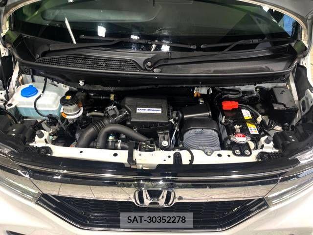 Honda N BOX CUSTOM 2019-06 278886-19