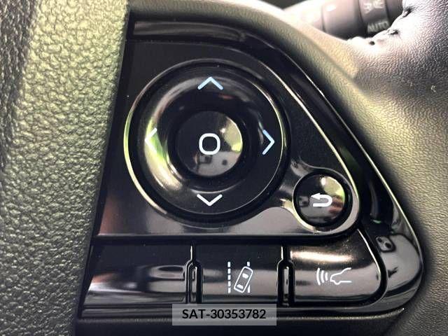 Toyota PRIUS 2019-05 282782-4