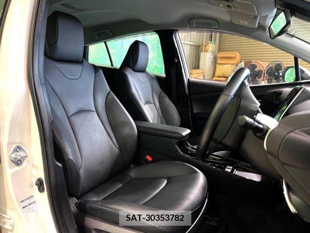 Toyota PRIUS 2019-05 282782-12