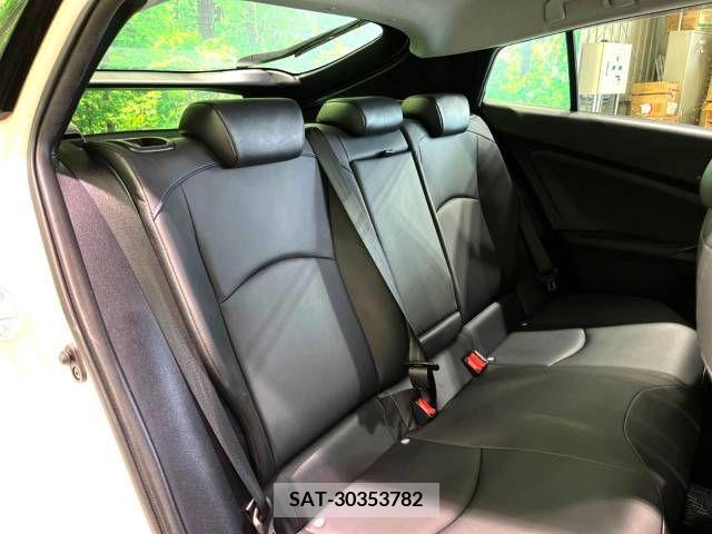 Toyota PRIUS 2019-05 282782-13