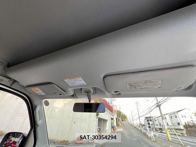 Suzuki EVERY 2018-06 245883-12