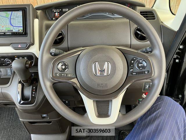 Honda N BOX 2022-06 307415-15