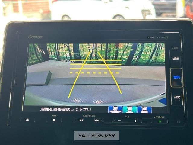 Honda N BOX CUSTOM 2019-02 307003-3