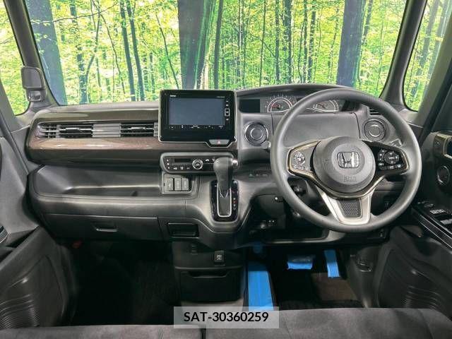 Honda N BOX CUSTOM 2019-02 307003-1