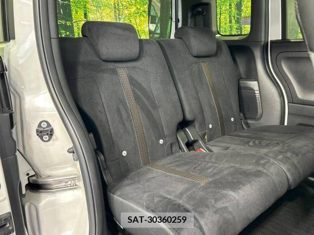 Honda N BOX CUSTOM 2019-02 307003-9