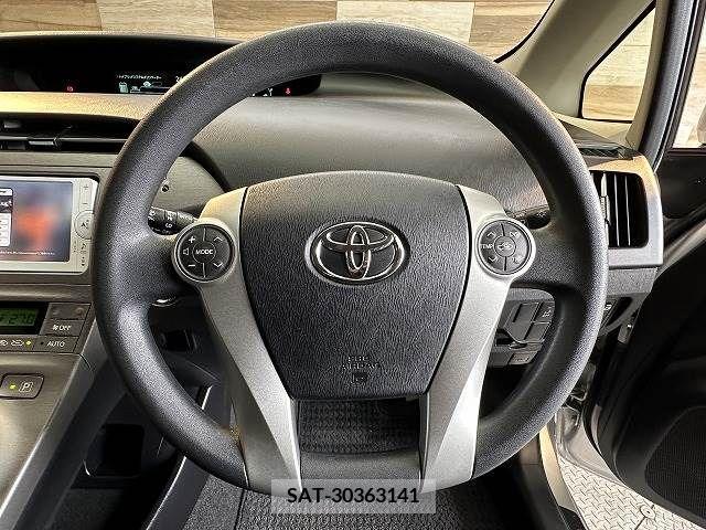 Toyota PRIUS 2013-11 221120-12